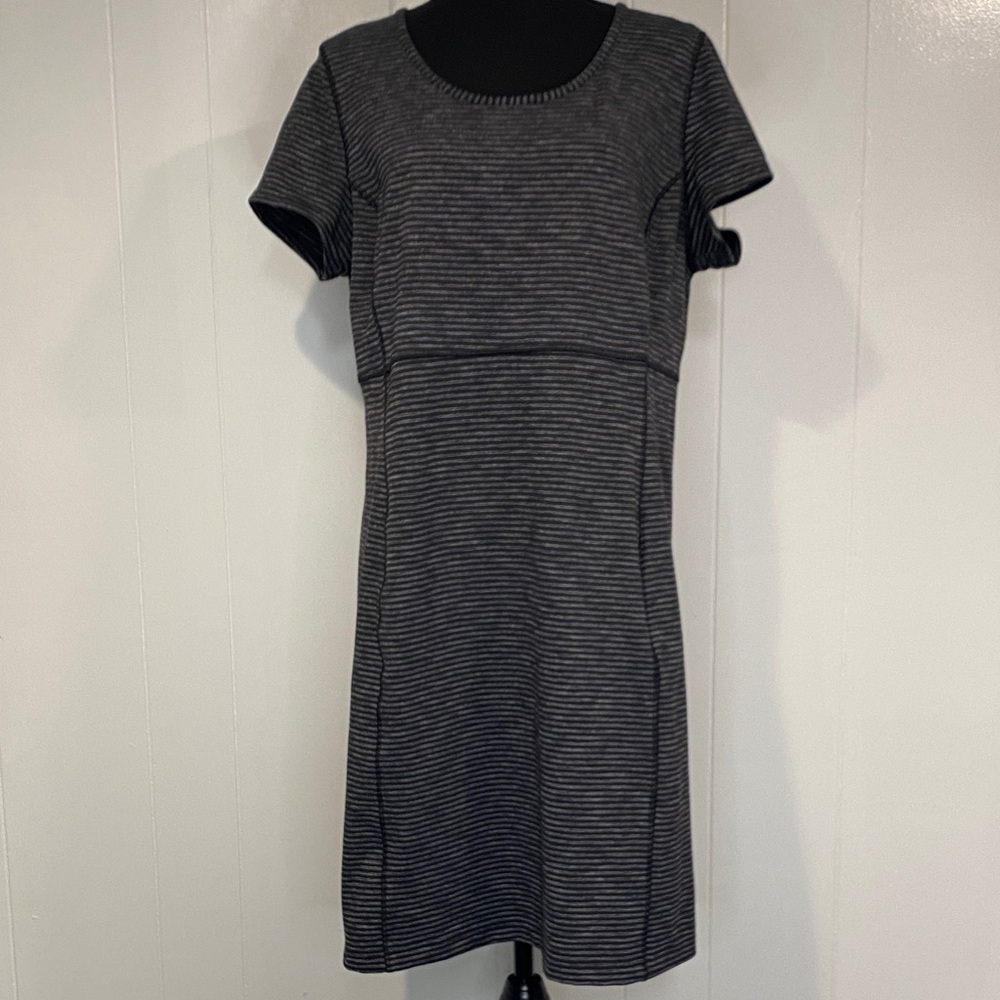 Duluth Trading Co Dress Striped Knit Minimalist Athleisure Casual Chic Medium - Picture 6 of 14